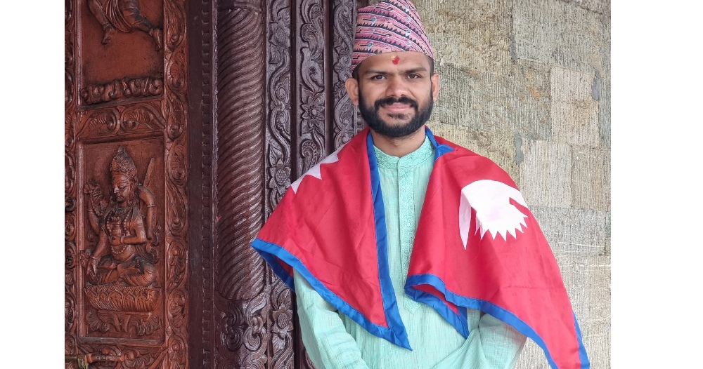 रविको पक्षमा सागर ढकालले गरे  डडेल्धुरामै पुगेर  हस्ताक्षर